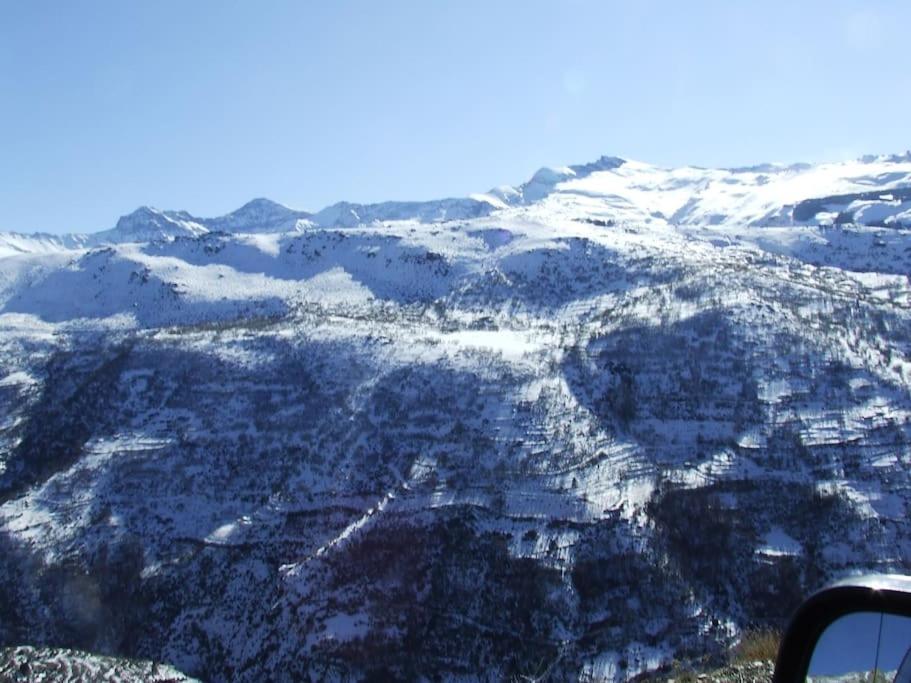 La Casa De Sensi Villa Güéjar Sierra Eksteriør billede